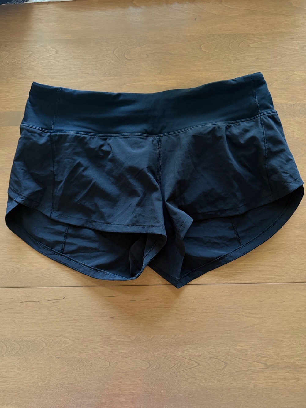Lululemon Speed Up Low-Rise Lined Short 2.5" - Picture 3 of 9